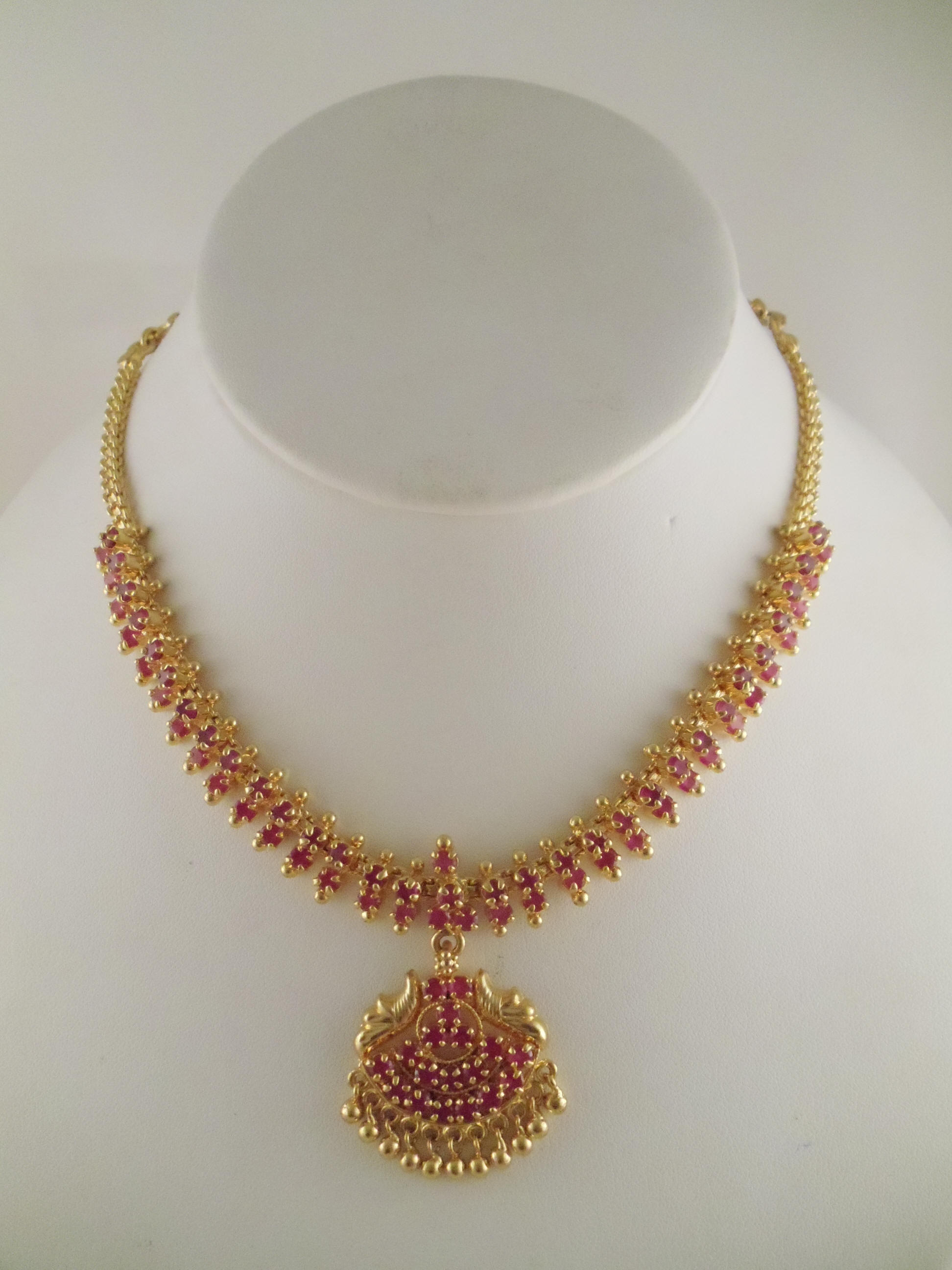 19 Super Simple Gold Necklace Designs That You Can't Resist! â¢ South India Jewels
