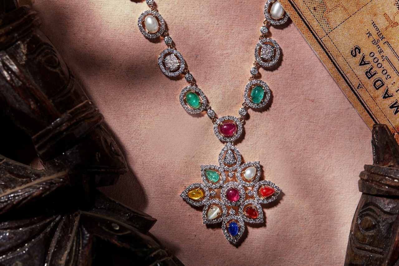 diamond-necklace-designs-2019 (2)