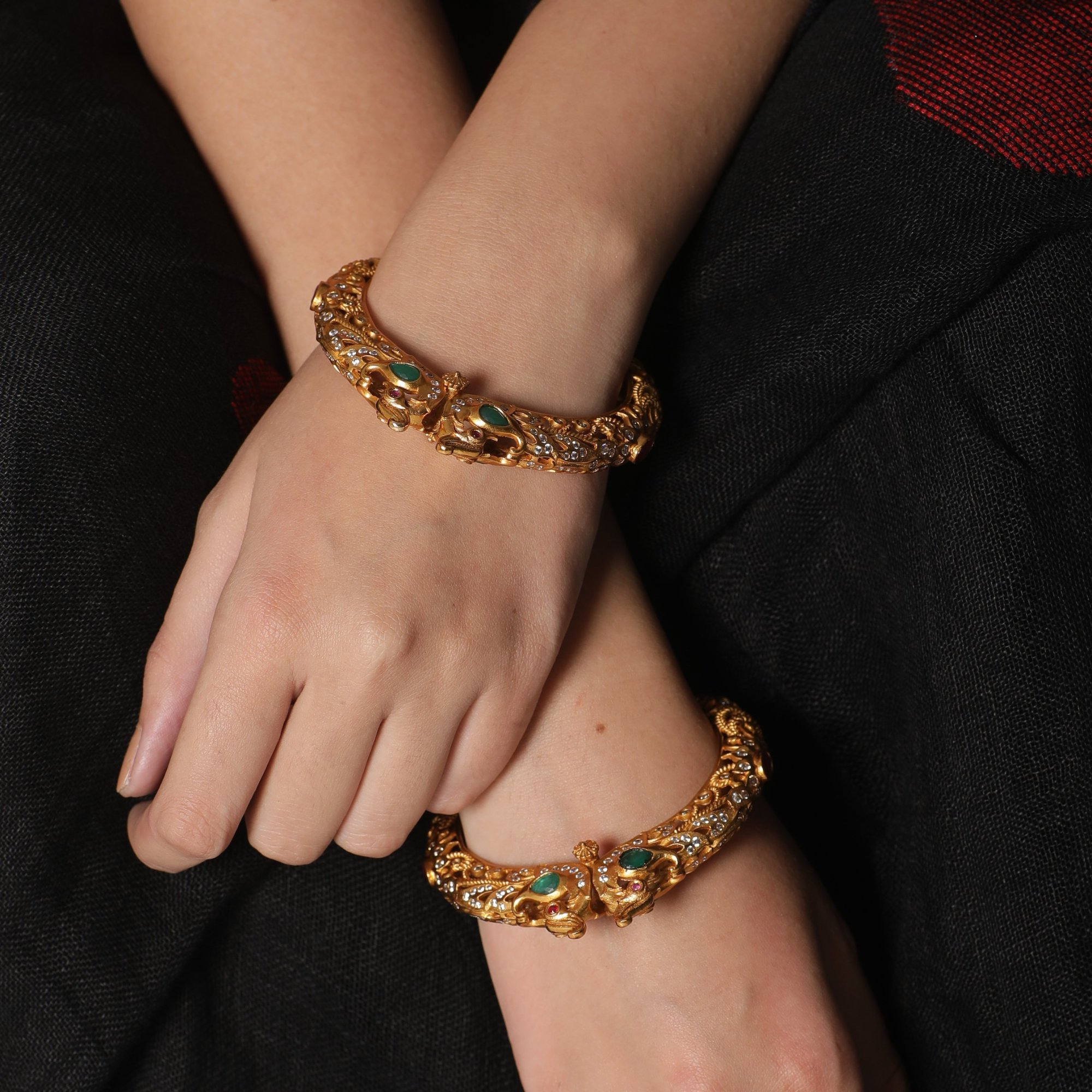 Traditional-South-Indian-Bangle-Designs(14)