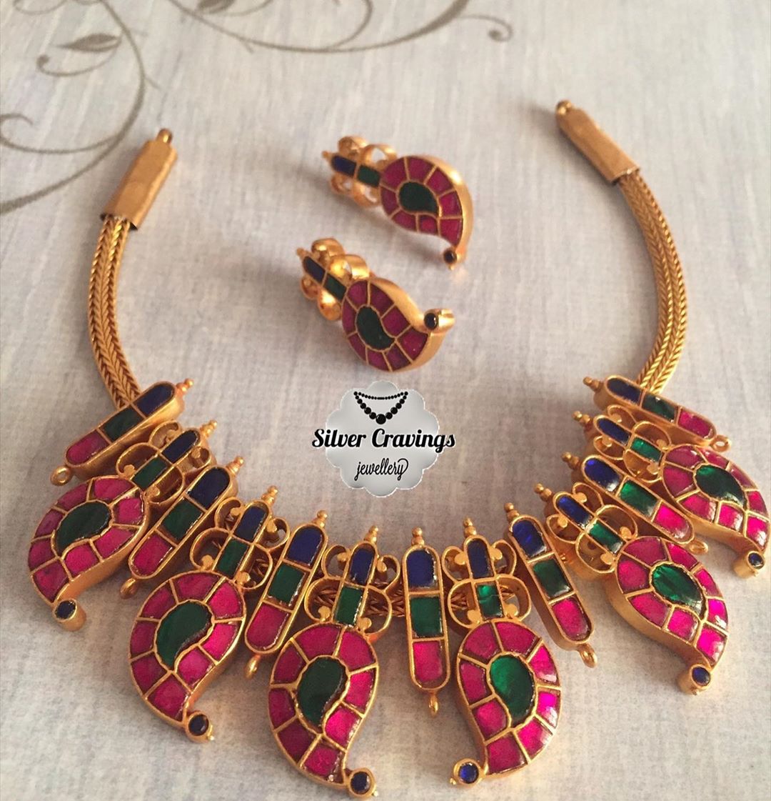 jewellery-for-traditional-outfits-15