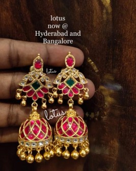 antique-jhumka-earrings-11