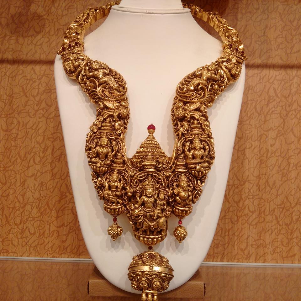 Gold Jewellery Sets For Marriage