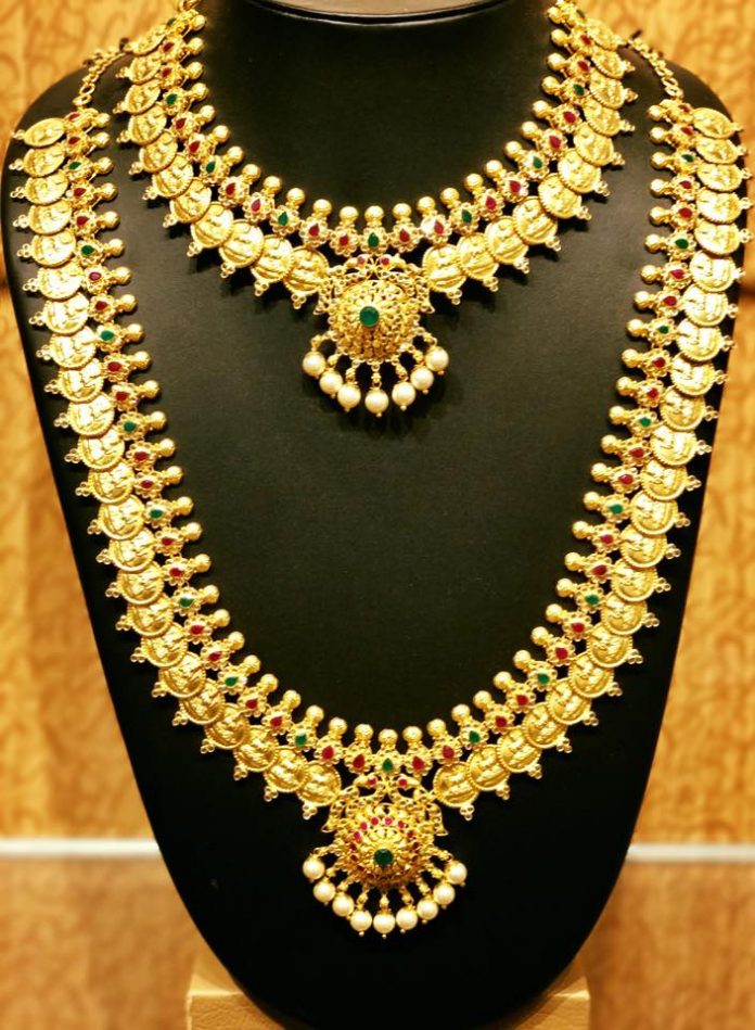 21 Traditional Gold Jewelry Set Designs For Marriage • South India Jewels