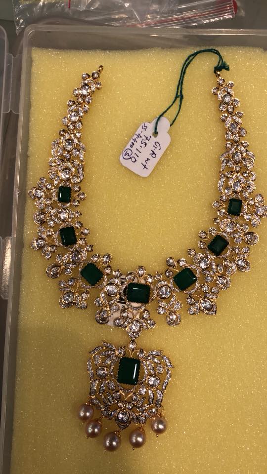 Emerald Necklace Designs in Gold