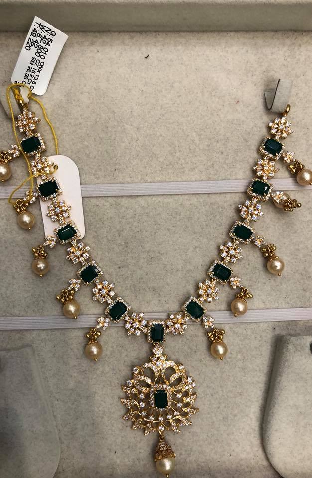 Emerald on sale necklace designs