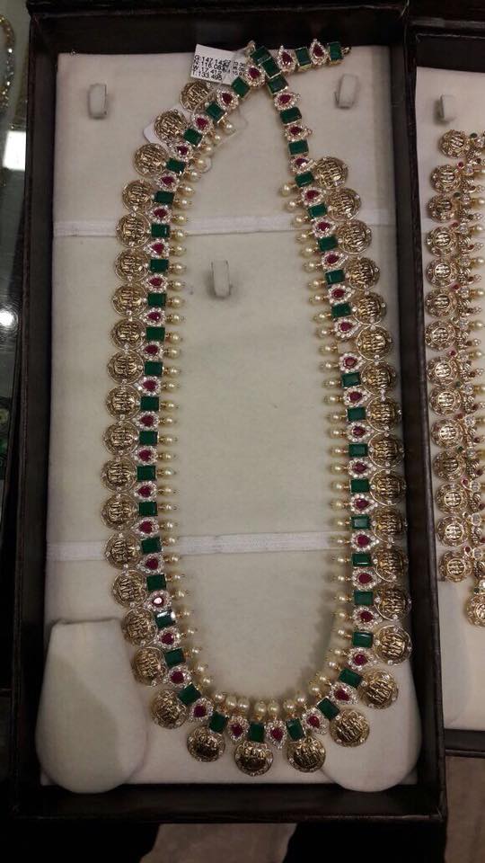 Emerald Necklace Designs in Gold