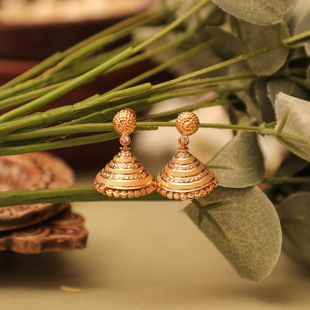 Gold small hot sale jhumka design