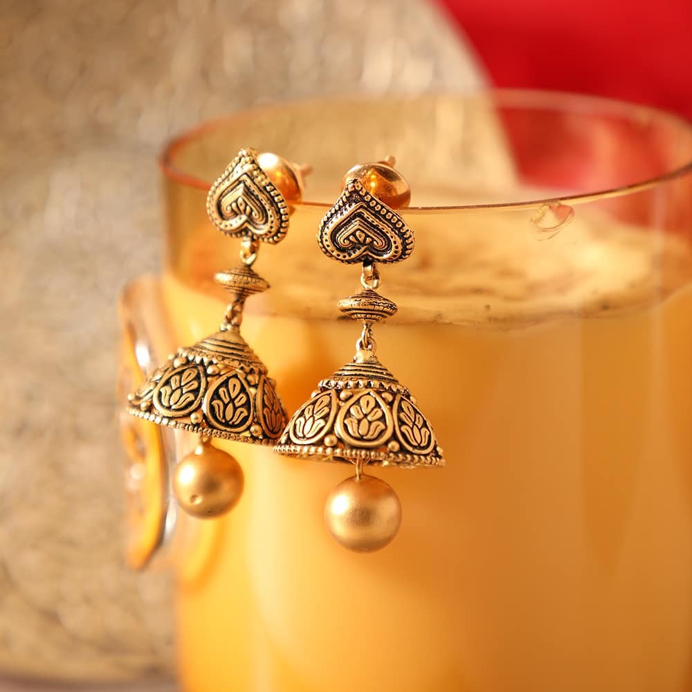 beautiful designs of gold jhumkas