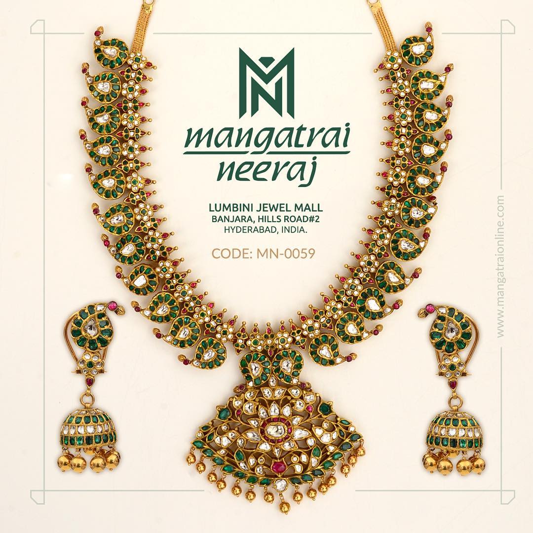 emerald jewellery sets