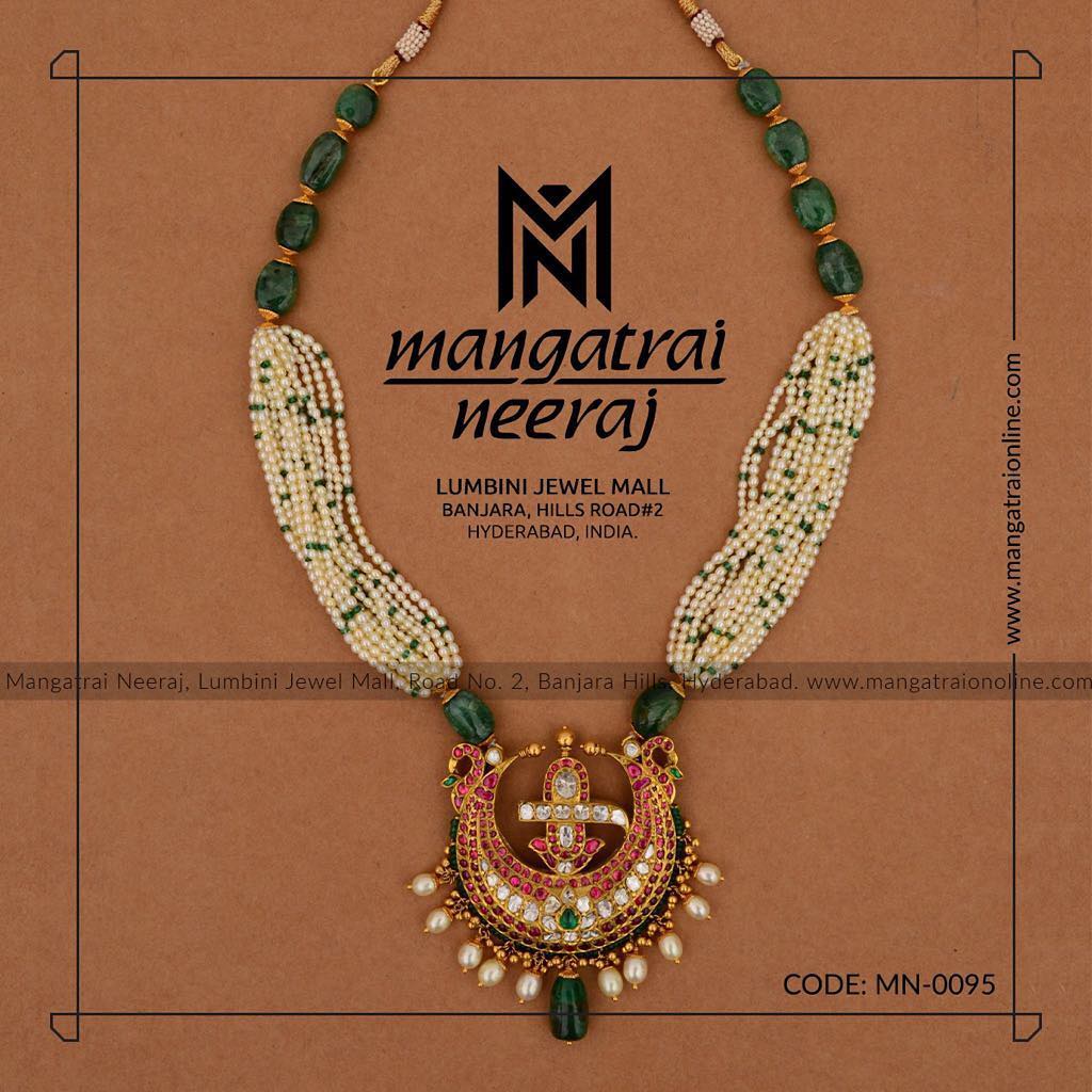 emerald jewellery sets