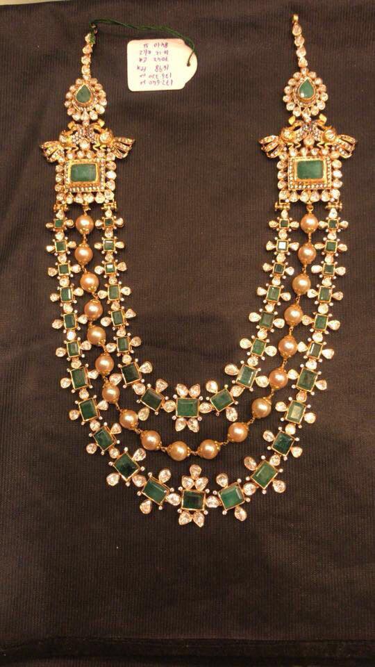 short mangalsutra gold latest design