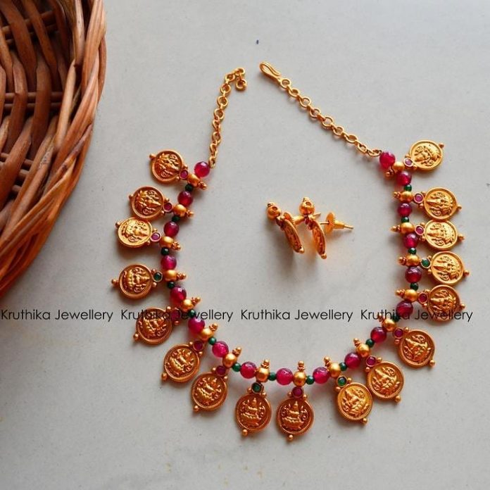 21 Beautiful Necklace Images That Will Stun You! • South India Jewels