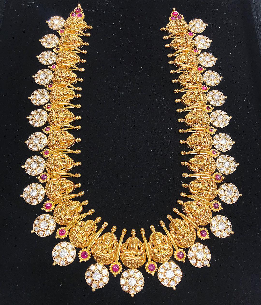 heavy diamond necklace set designs