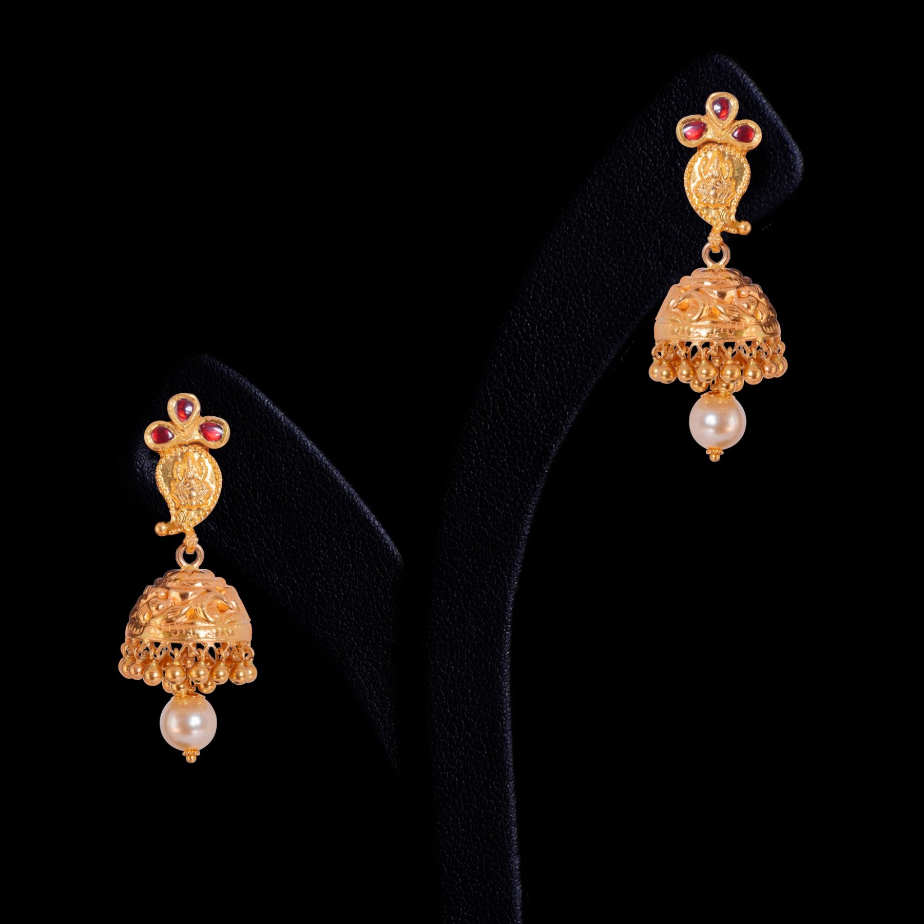 24 Adorable Small Gold Earrings Designs • South India Jewels