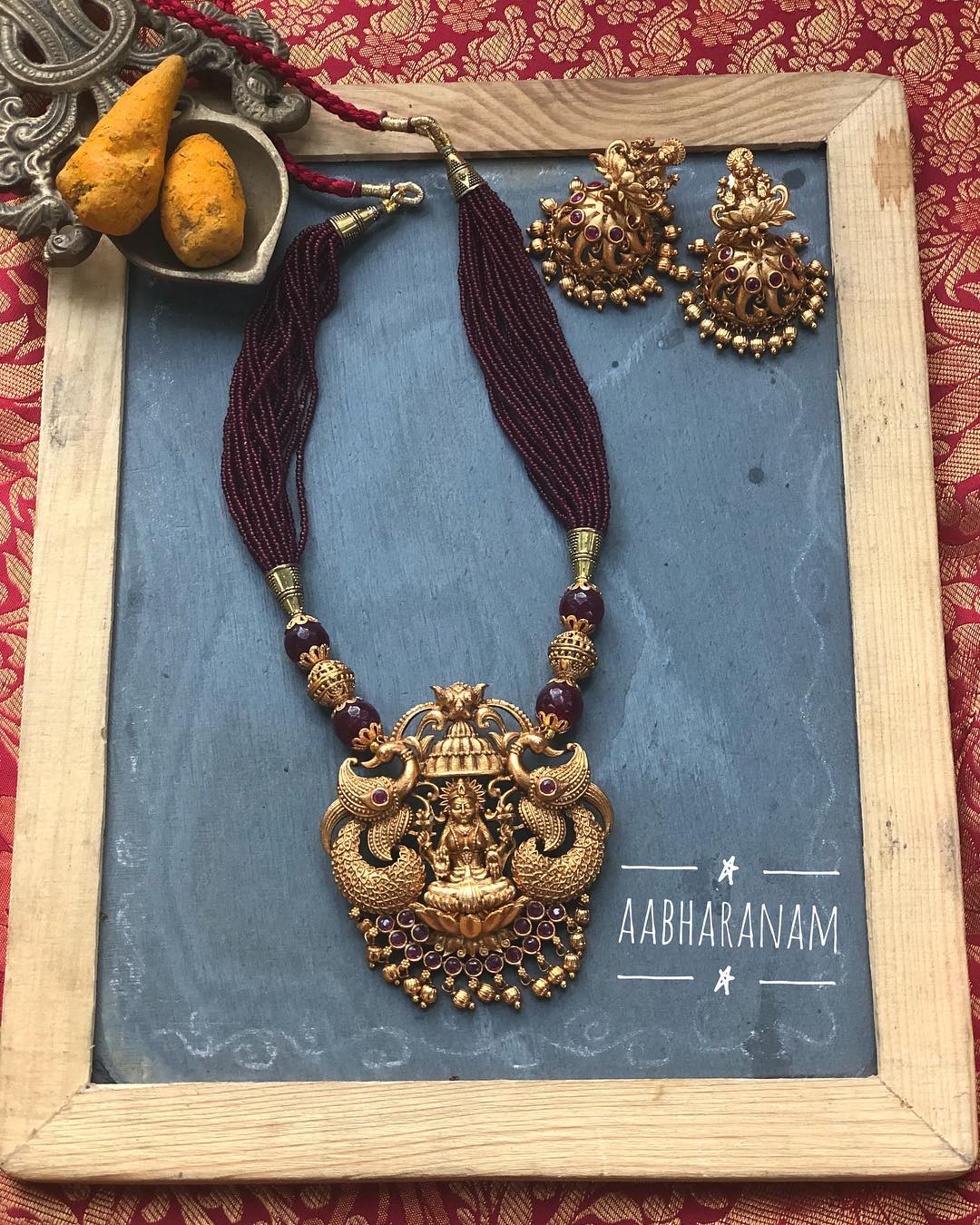 latest traditioal temple jewellery sets