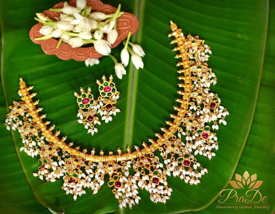 traditional choker necklace designs