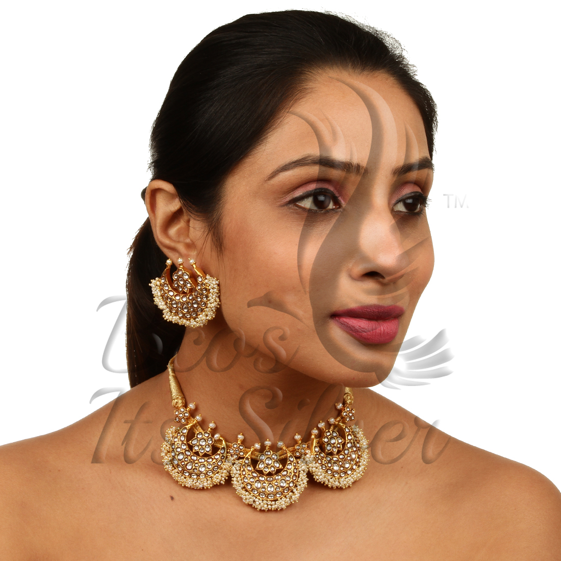traditional choker necklace designs