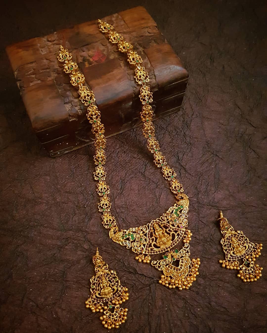 Jewellery set designs