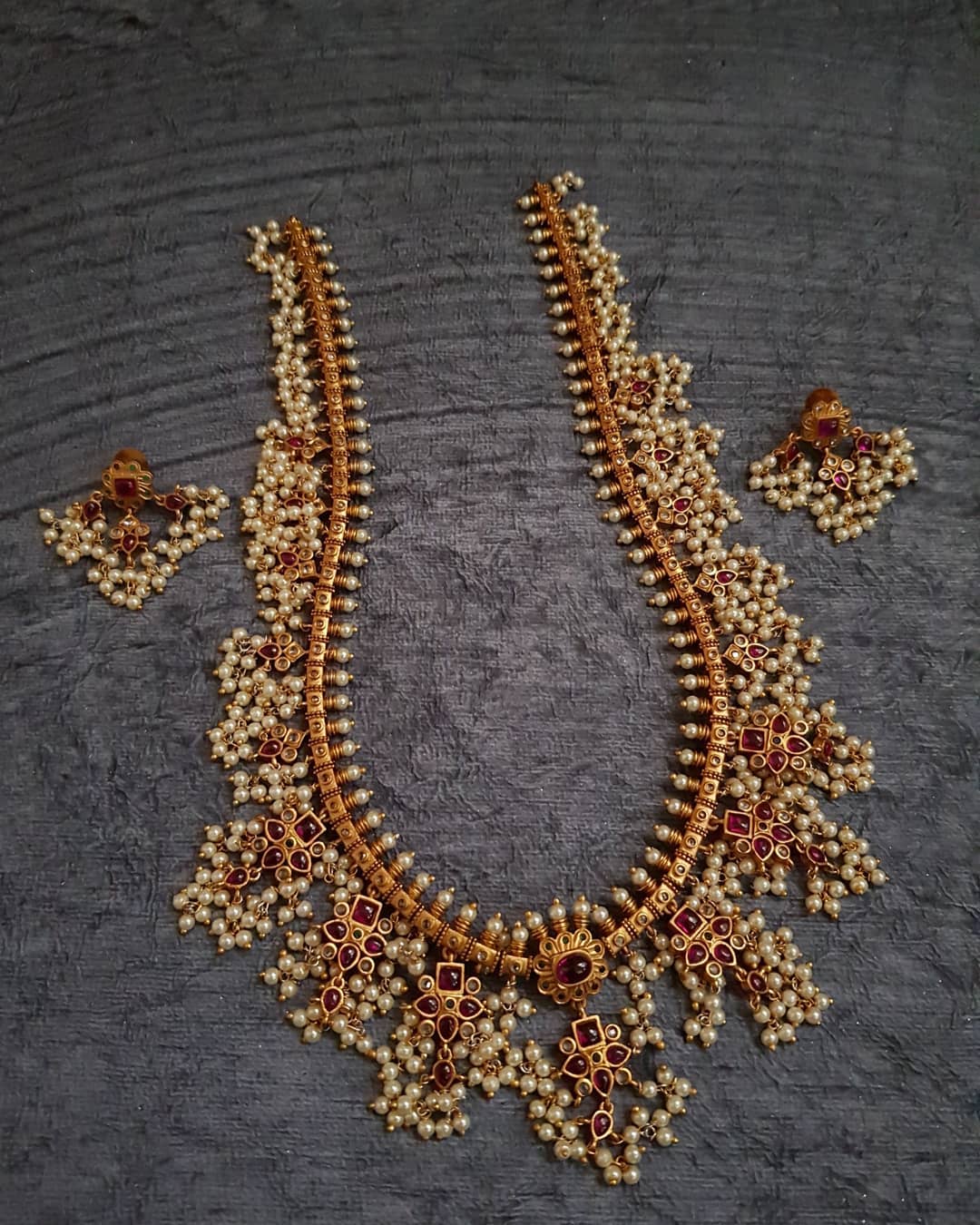 Jewellery set designs