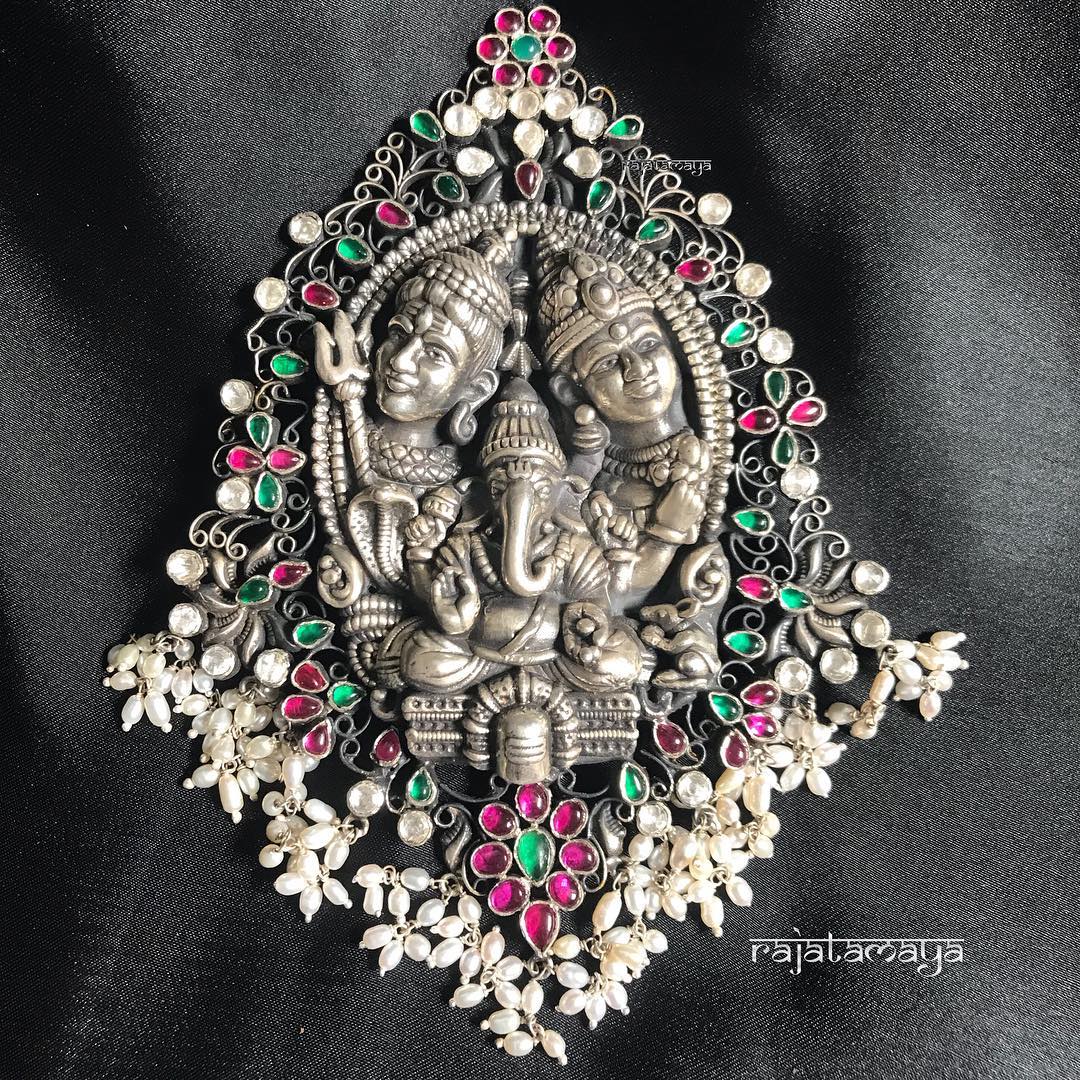 Traditional Antique Pendant Designs