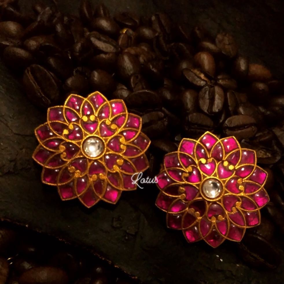 bold-antique-jewellery-collections (15)