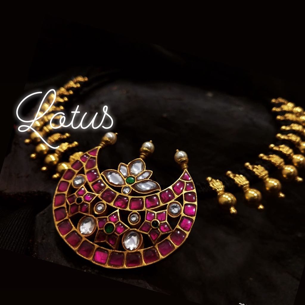 Insanely Beautiful Bold Antique Jewellery Collections!