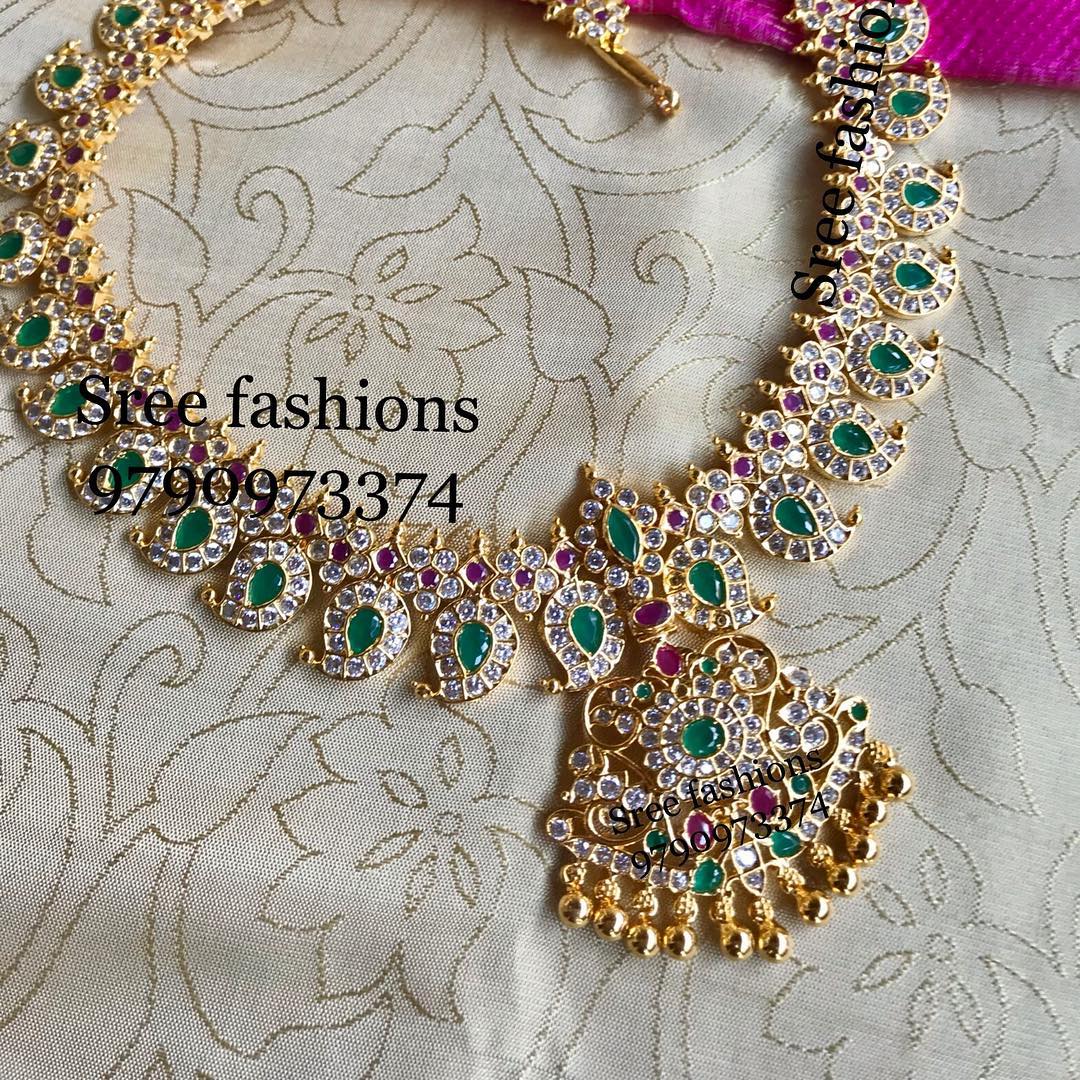 gold-plated-jewellery-designs-for-sarees (6)