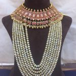 Bold Pearl Necklace Are Always A Hottest Accessory To Wear