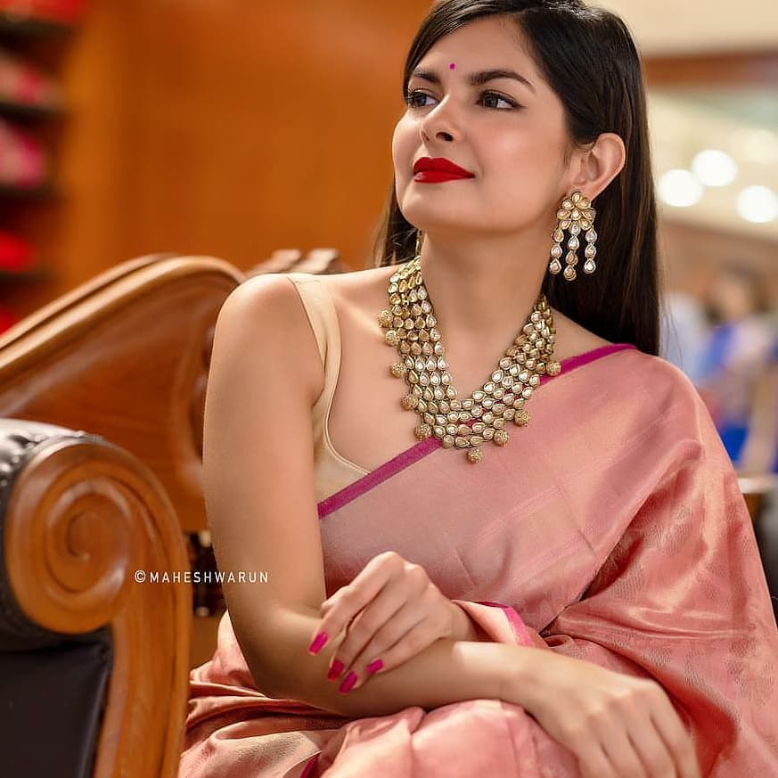 20 Ways to Style Your Sarees with Full Sleeves Blouse