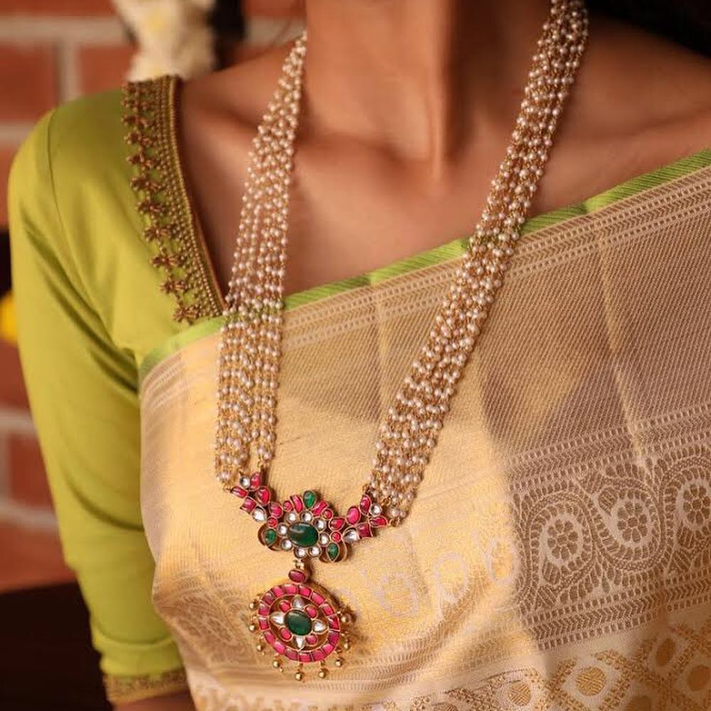 Simple Necklace Designs To Look Graceful on Sarees • South India