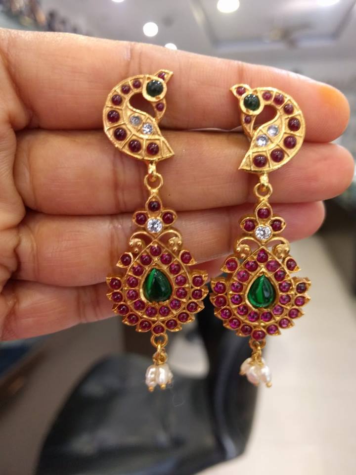 Earrings gold new design on sale 2019