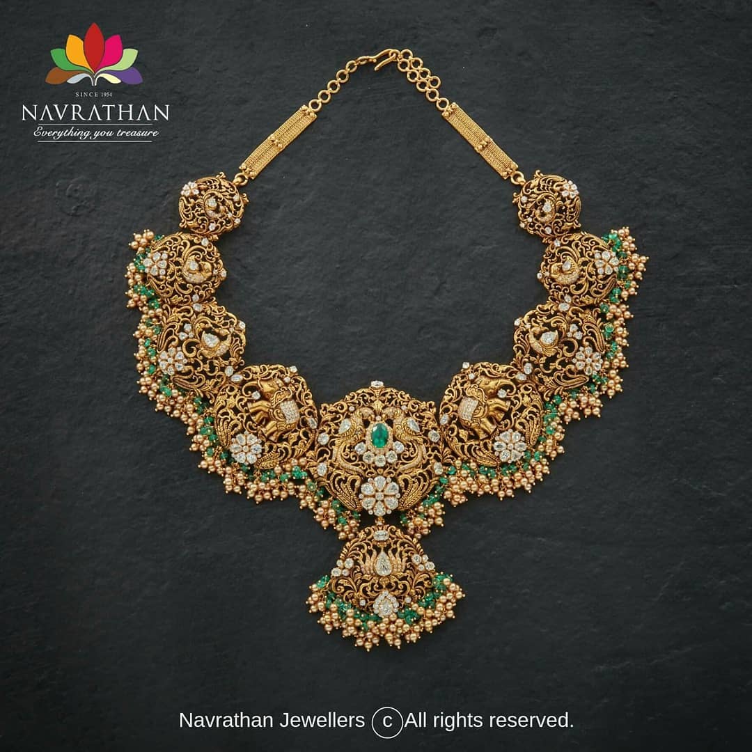 gold-heritage-jewellery-collections-2019 (13)