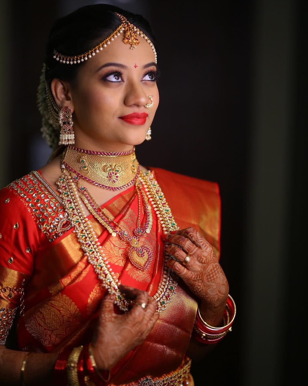 Aarti Ravi channels her inner goddess in a red silk saree! | Red saree  wedding, Indian bridal fashion, Indian bridal dress