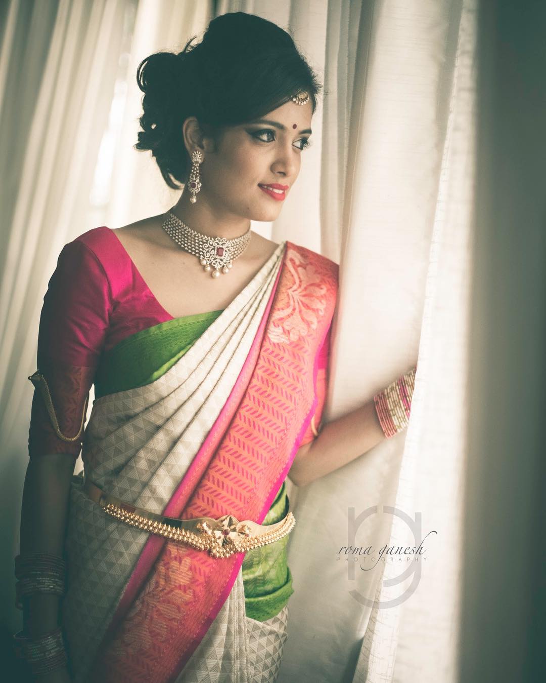 minimal-less-indian-bridal-jewellery-designs-ideas (7)