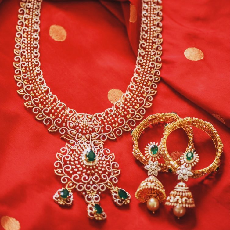 Gold jewellery sale designs 2019