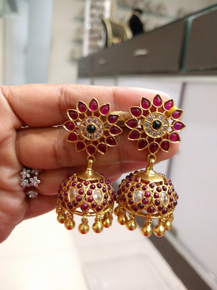 Jhumka design in hot sale gold 2019