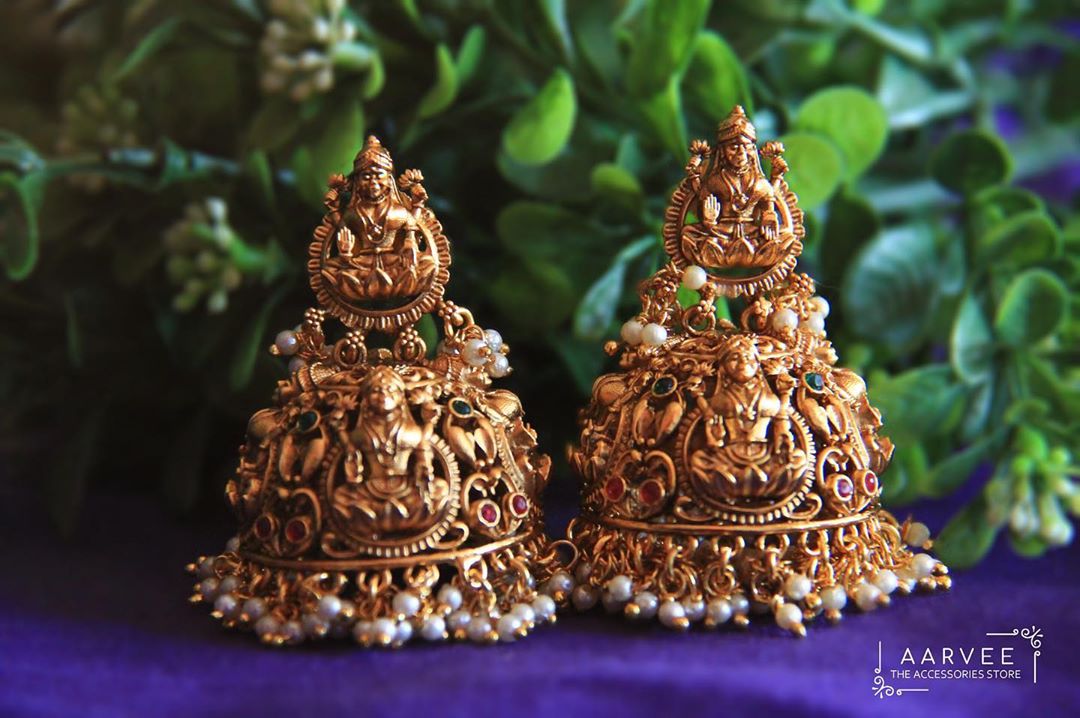 unique-jhumka-designs-2019 (6)