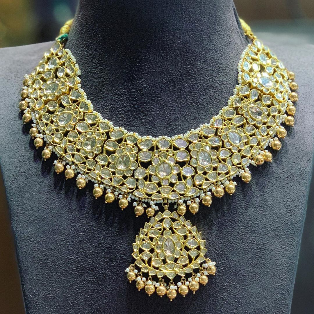 diamond-choker-necklace-designs-2019 (9)