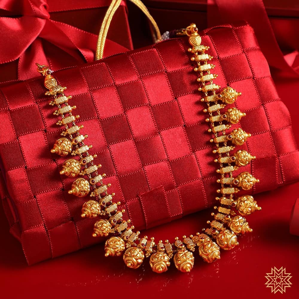 Antique-Gold-Jewellery-Designs(12)
