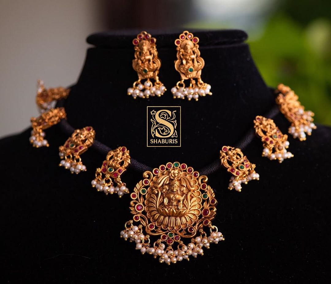 Statement-Antique-Jewellery(1)