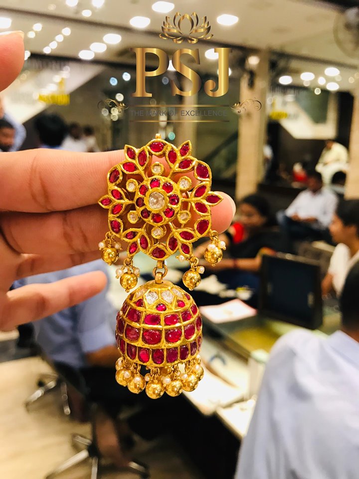 Traditional-Jhumka-Designs(14)