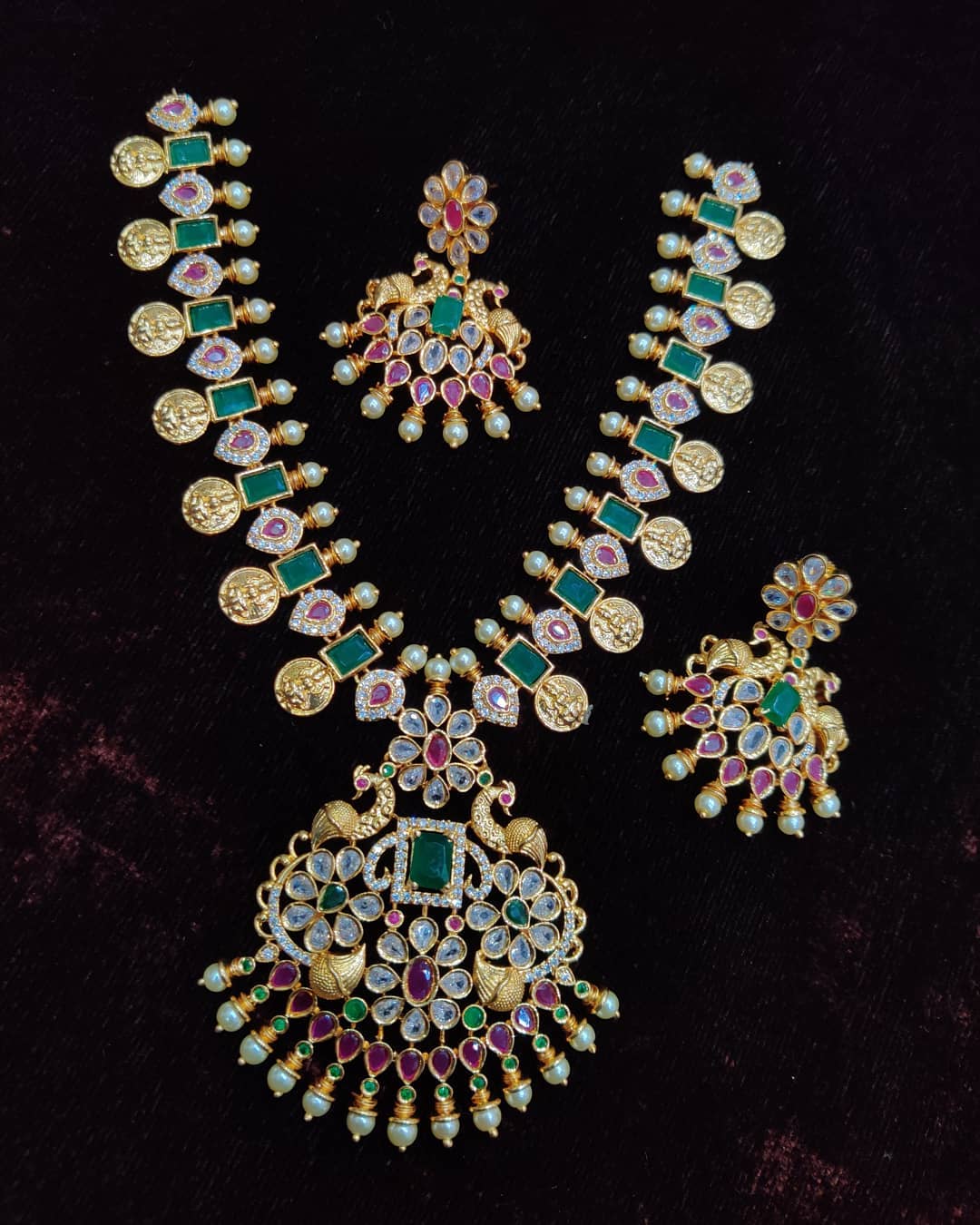 Ram-Parivar-Necklace-Designs(16)