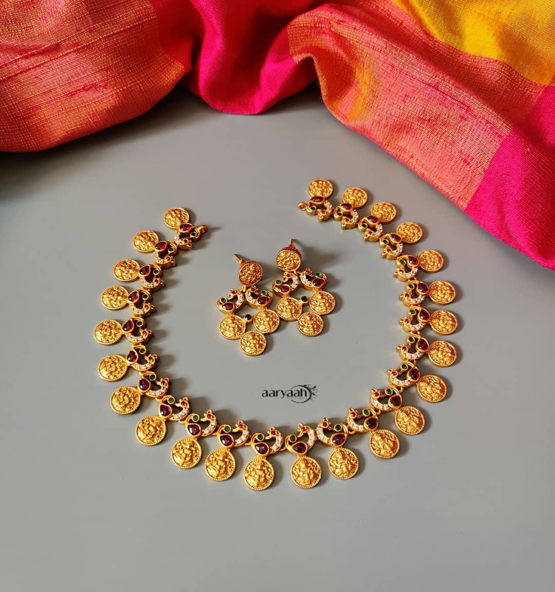 Ram-Parivar-Necklace-Designs(8)