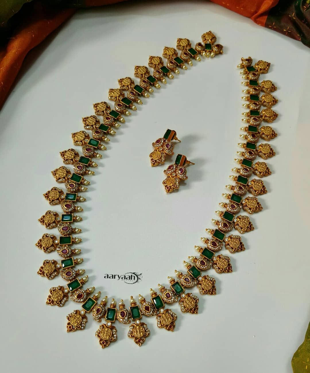 Ram-Parivar-Necklace-Designs(9)