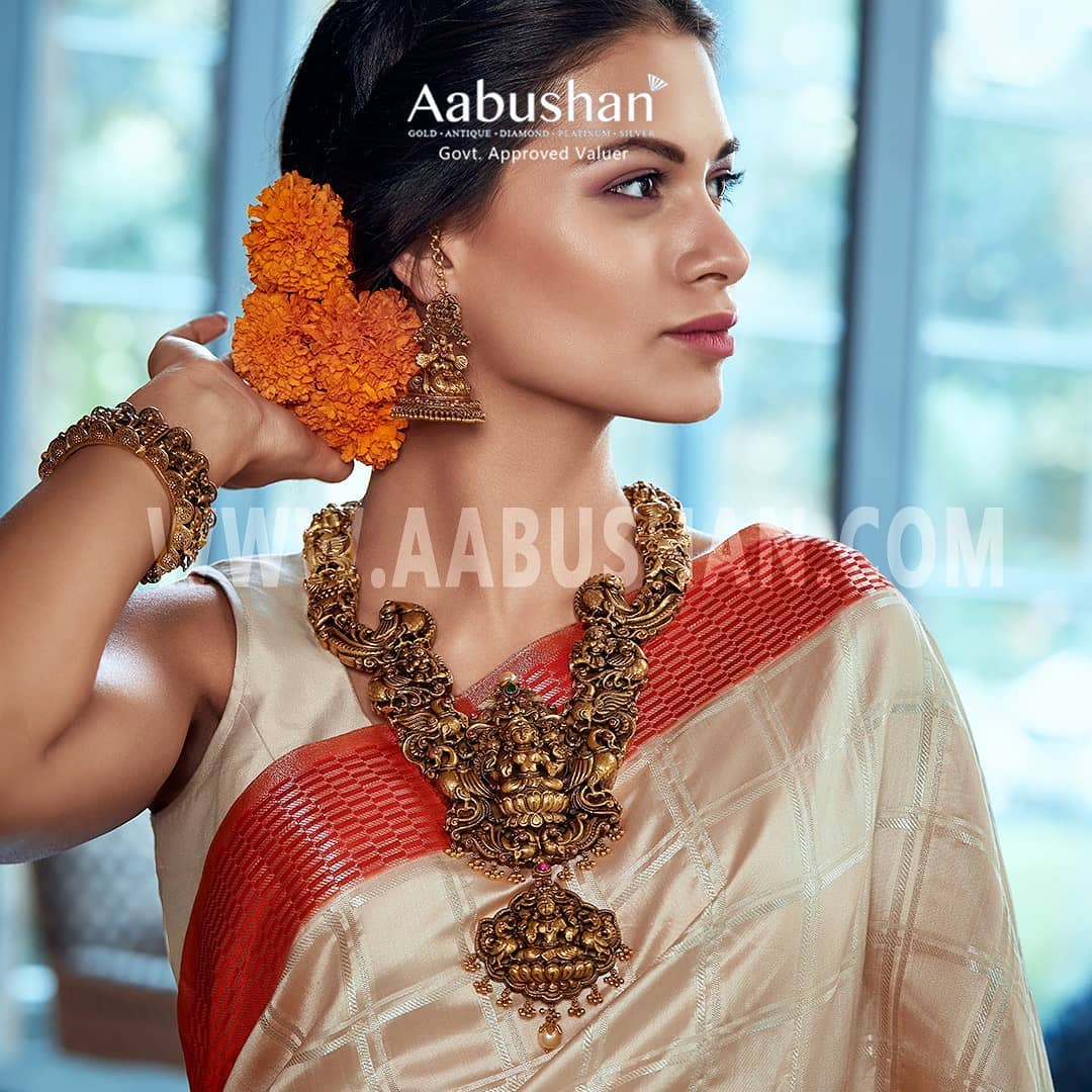 Bold-Bridal-Gold-Necklace(9)