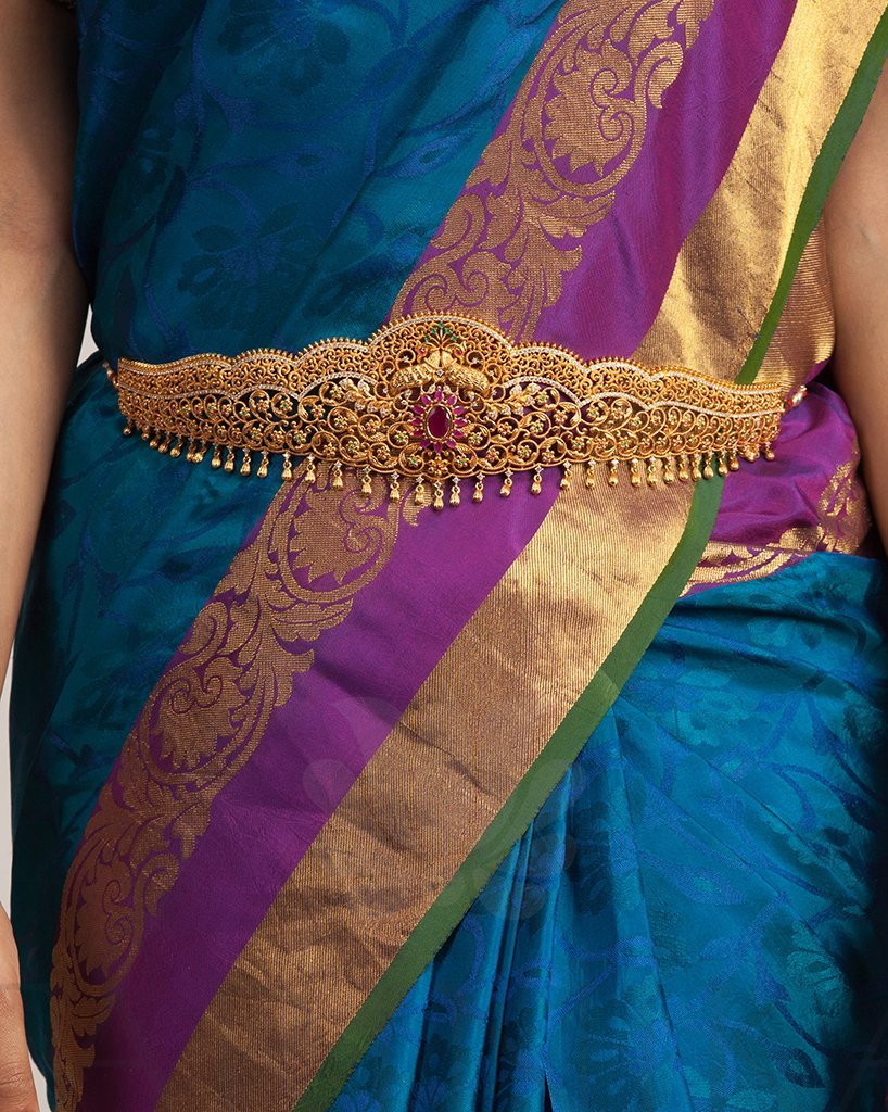 south-indian-bridal-vadanam-designs-6