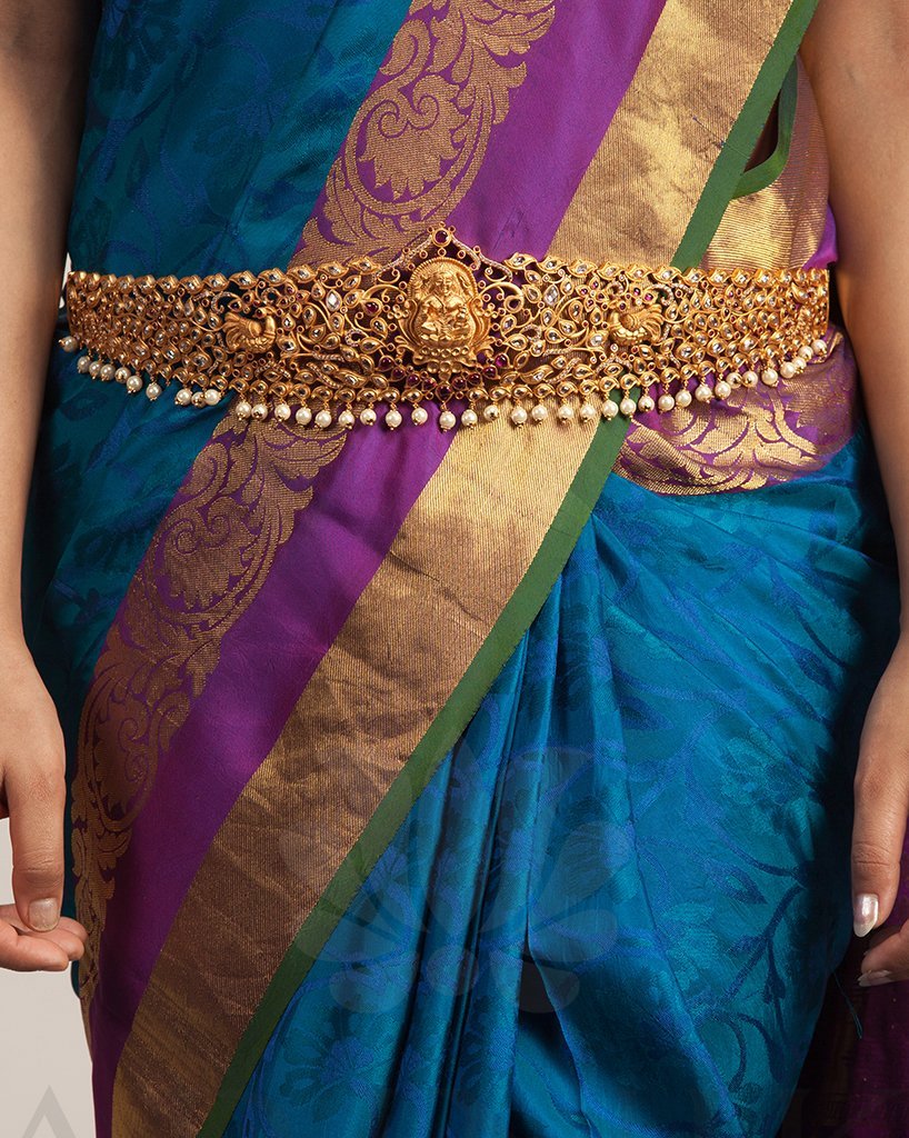 south-indian-bridal-vadanam-designs-7