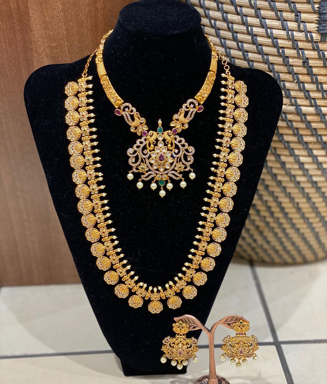 Shop The Prettiest Antique Bridal Sets Here • South India Jewels