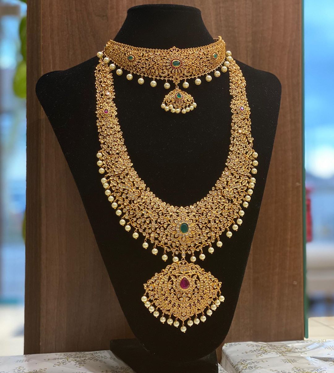 Shop The Prettiest Antique Bridal Sets Here • South India Jewels 7894