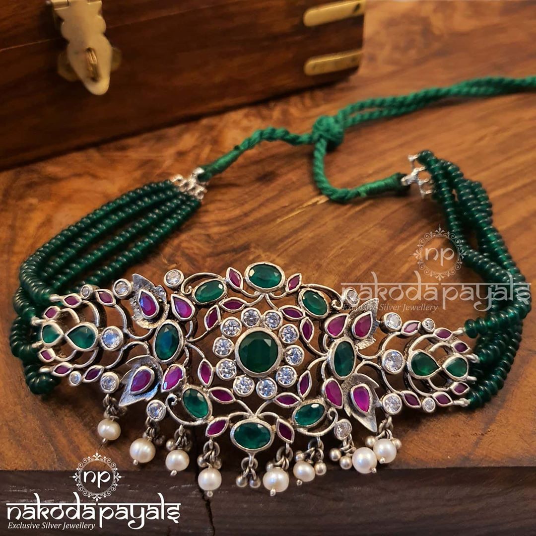 Latest choker outlet designs 2020